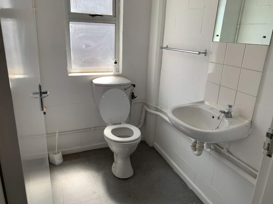 To Let commercial Property for Rent in Montague Gardens Western Cape